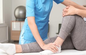 کاربرد کایروپراکتیک (درمان دستی) در درمان زانو درد