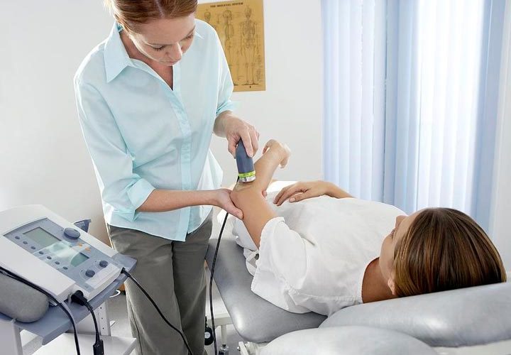 آیا میتوان به هر کلینیک فیزیوتراپی مراجعه کرد؟