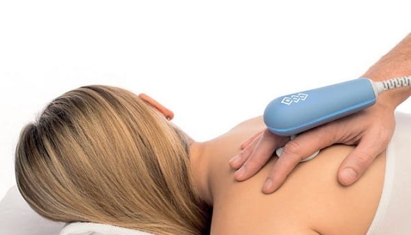 تکار تراپی در رشت؛ راهکاری مدرن برای بازسازی سریع بافت و کاهش درد