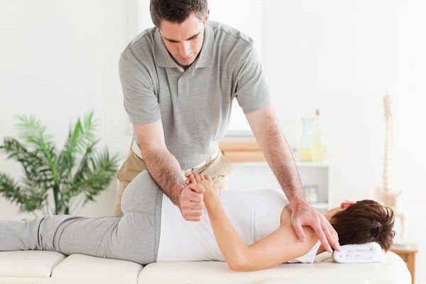 کایروپراکتیک چیست و چه تفاوتی با فیزیوتراپی دارد؟