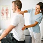 فیزیوتراپی مشکلات حرکتی در رشت؛ چه زمانی مراجعه کنیم؟