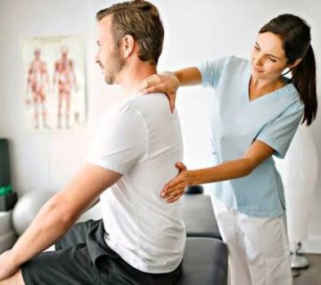 فیزیوتراپی مشکلات حرکتی در رشت؛ چه زمانی مراجعه کنیم؟